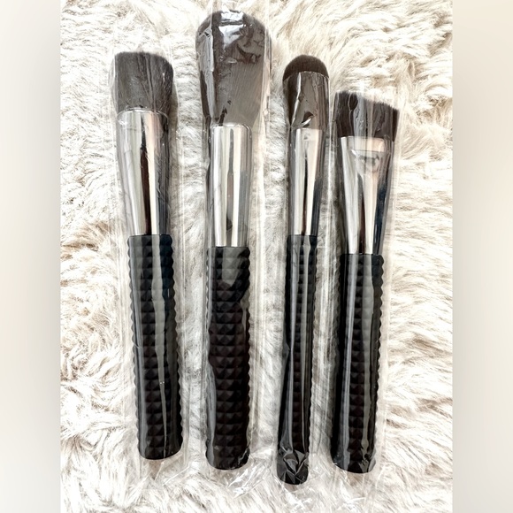 LARUCE Makeup Laruce Brush Set Poshmark